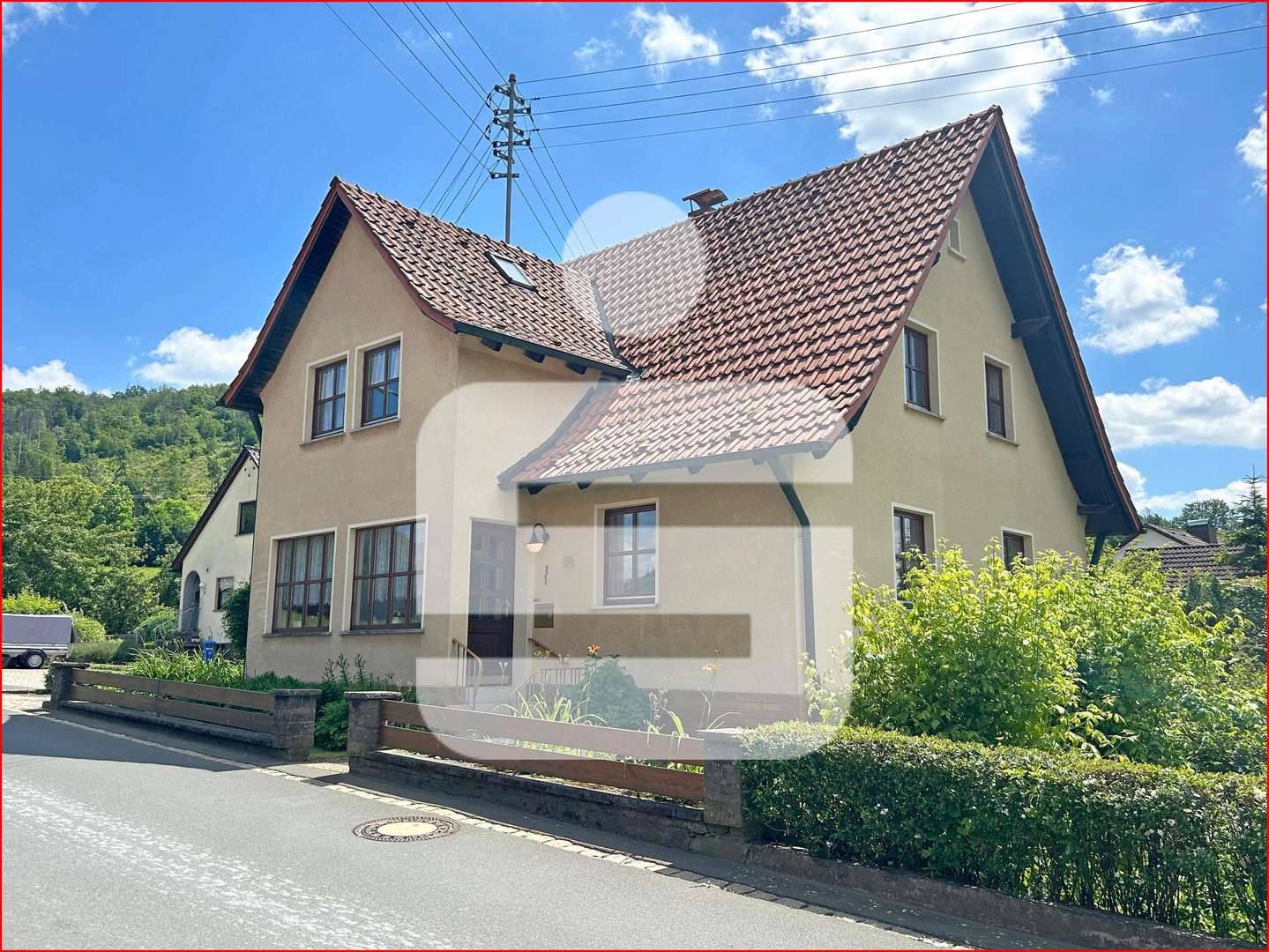 Außen, front - Einfamilienhaus in 95365 Rugendorf mit 139m² kaufen