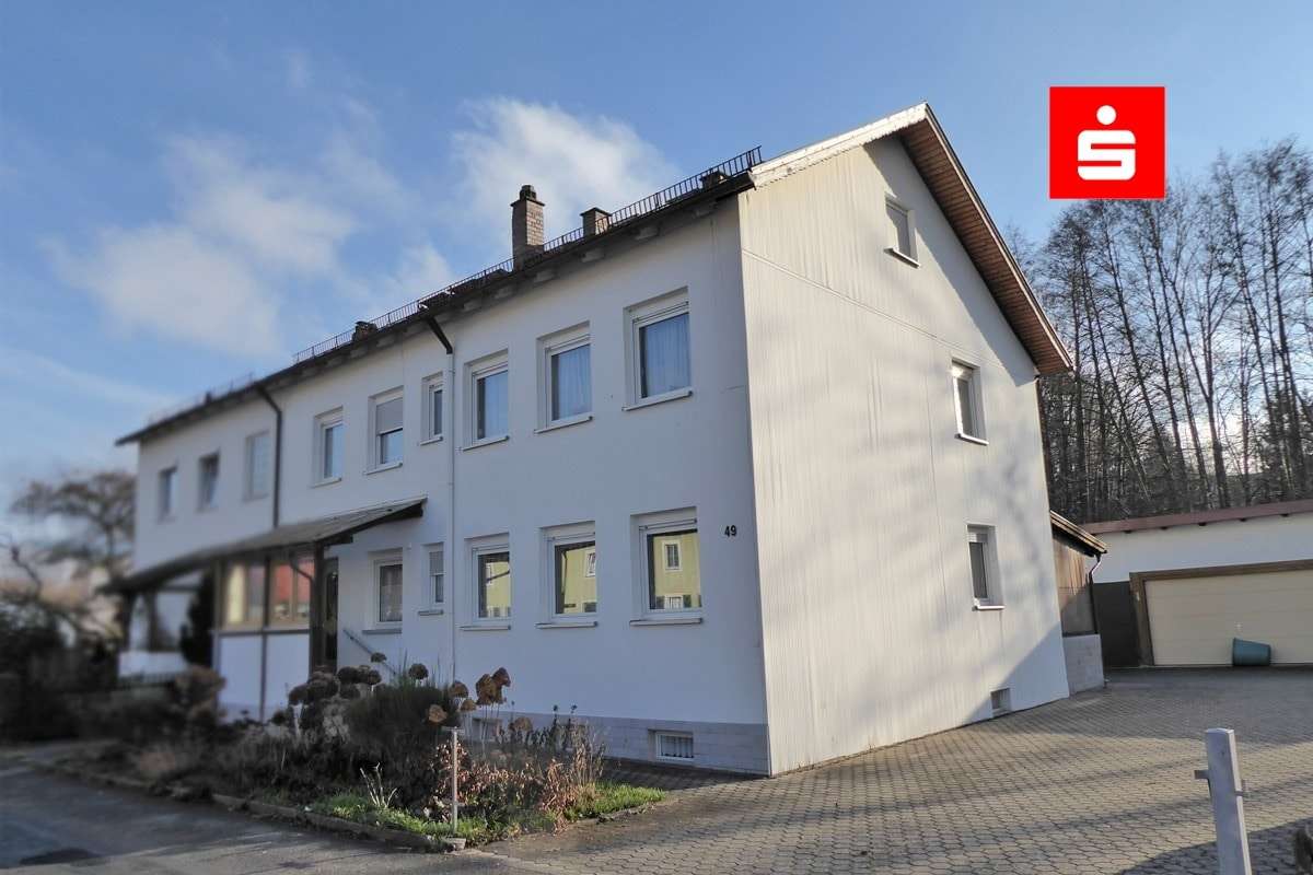 Außenansicht Außenansicht - Doppelhaushälfte in 95466 Weidenberg mit 141m² kaufen