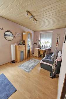 Zimmer Zimmer - Etagenwohnung in 95463 Bindlach mit 90m² kaufen