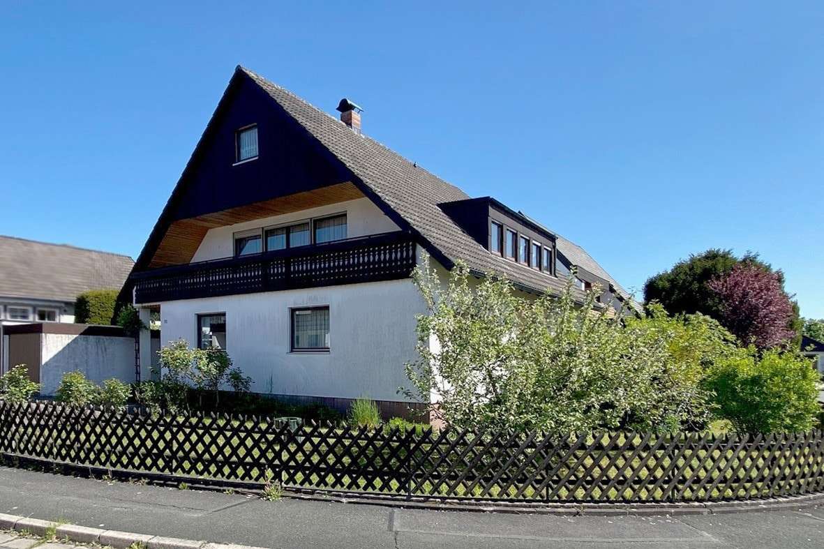 Außenansicht Außenansicht - Einfamilienhaus in 95488 Eckersdorf mit 190m² kaufen