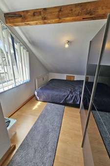 Schlafzimmer - Dachgeschosswohnung in 95463 Bindlach mit 50m² kaufen