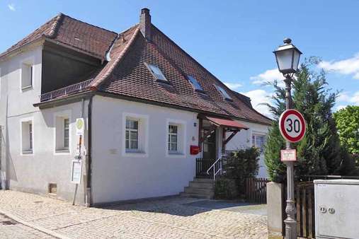 Außenansicht Hauseingang - Einfamilienhaus in 95466 Weidenberg mit 100m² kaufen