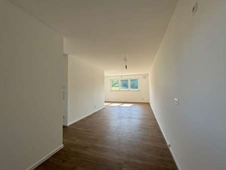 Wohn-/Esszimmer mit Küchenbereich - Etagenwohnung in 91257 Pegnitz mit 63m² mieten