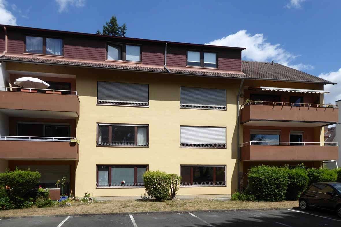 Blick vom Parkplatz Blick vom Parkplatz - Etagenwohnung in 95444 Bayreuth mit 27m² kaufen