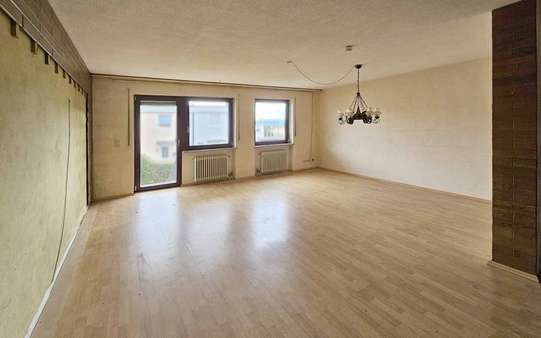 Wohnzimmer - Reihenmittelhaus in 95445 Bayreuth mit 107m² kaufen