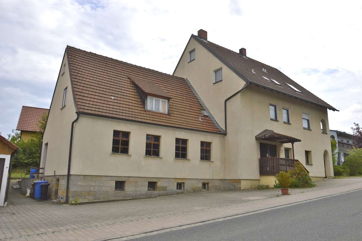 Werkstatt - Haus - Zweifamilienhaus in 95473 Creußen mit 252m² kaufen