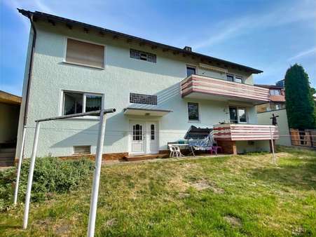 Außenansicht Außenansicht - Mehrfamilienhaus in 95488 Eckersdorf mit 240m² kaufen