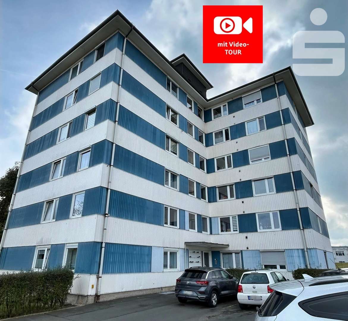 Hausansicht - Etagenwohnung in 95111 Rehau mit 77m² kaufen