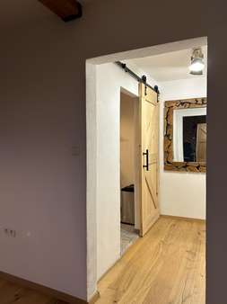 Flur - Etagenwohnung in 95111 Rehau mit 77m² kaufen