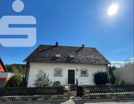 Unverbaubare Randlage, herrliche Aussicht !