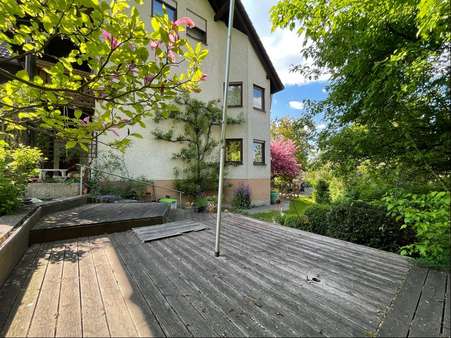 - - - Einfamilienhaus in 95100 Selb mit 250m² kaufen