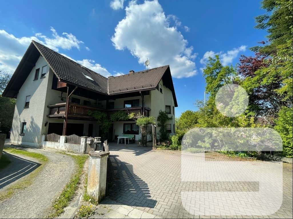 - - - Einfamilienhaus in 95100 Selb mit 250m² kaufen