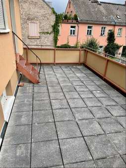 - - - Stadthaus in 95100 Selb mit 220m² kaufen
