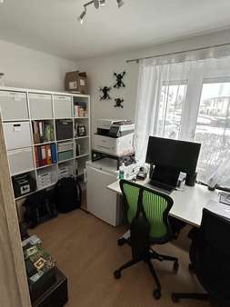 Büro - Erdgeschosswohnung in 95111 Rehau mit 60m² kaufen
