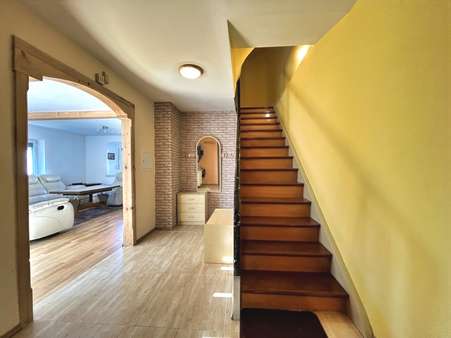 Diele EG - Doppelhaushälfte in 95131 Schwarzenbach a.Wald mit 130m² kaufen