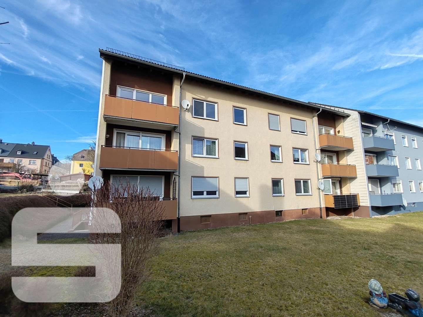 Außenansicht - Etagenwohnung in 95233 Helmbrechts mit 86m² kaufen