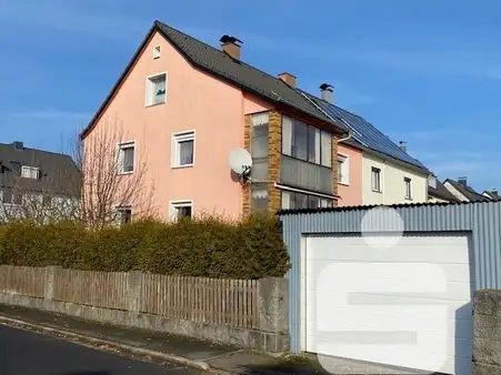 Ein-/Zweifamilienhaus in Thiersheim