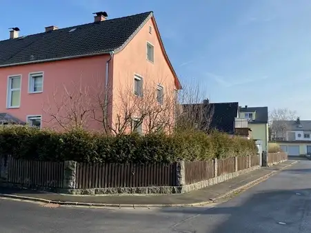 Ein-/Zweifamilienhaus in Thiersheim