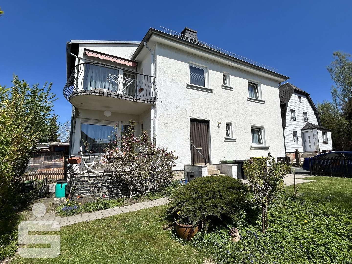 Balkon und Terrasse - Zweifamilienhaus in 95152 Selbitz mit 170m² kaufen