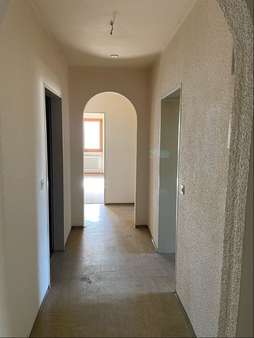 - - Etagenwohnung in 95100 Selb mit 102m² kaufen