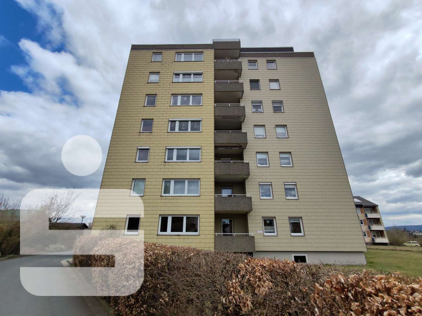 Außenansicht - Erdgeschosswohnung in 95213 Münchberg mit 83m² kaufen
