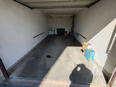 Garage - Erdgeschosswohnung in 95213 Münchberg mit 83m² kaufen