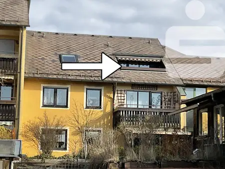 2-Zimmer-ETW unterhalb Gymnasium mit Dachloggia ! 