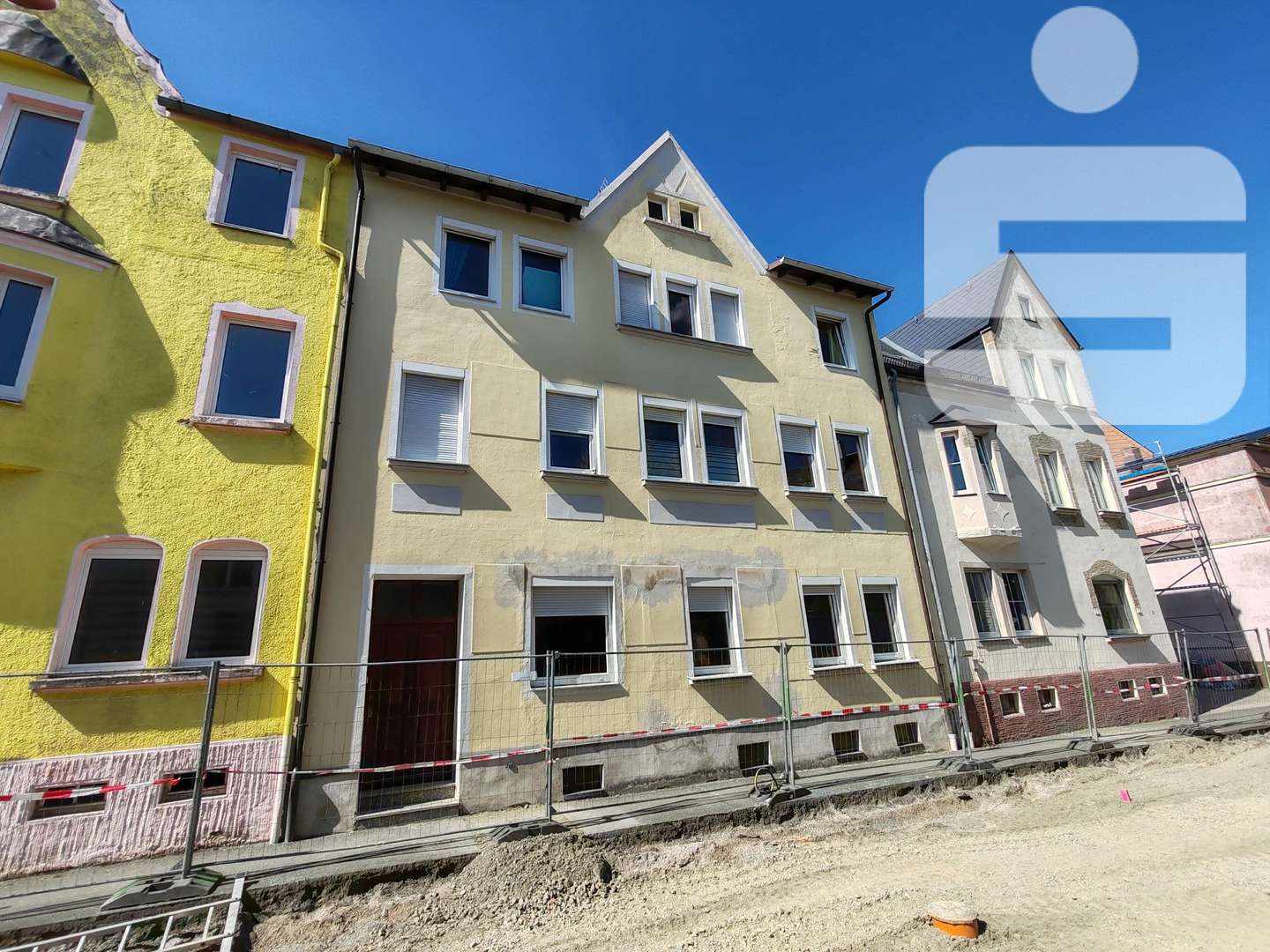 Außenansicht Außenansicht - Mehrfamilienhaus in 95233 Helmbrechts mit 229m² kaufen