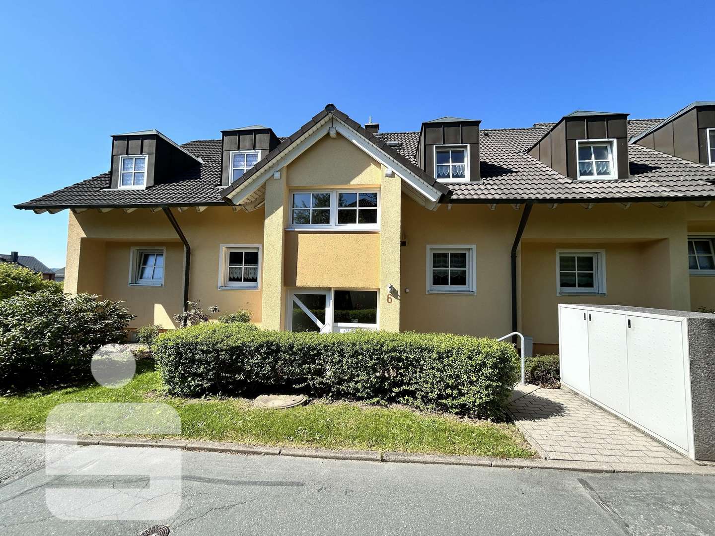 Straßenansicht Straßenansicht - Dachgeschosswohnung in 95138 Bad Steben mit 58m² kaufen