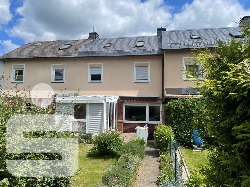 Garten Garten - Reihenmittelhaus in 95030 Hof mit 115m² kaufen