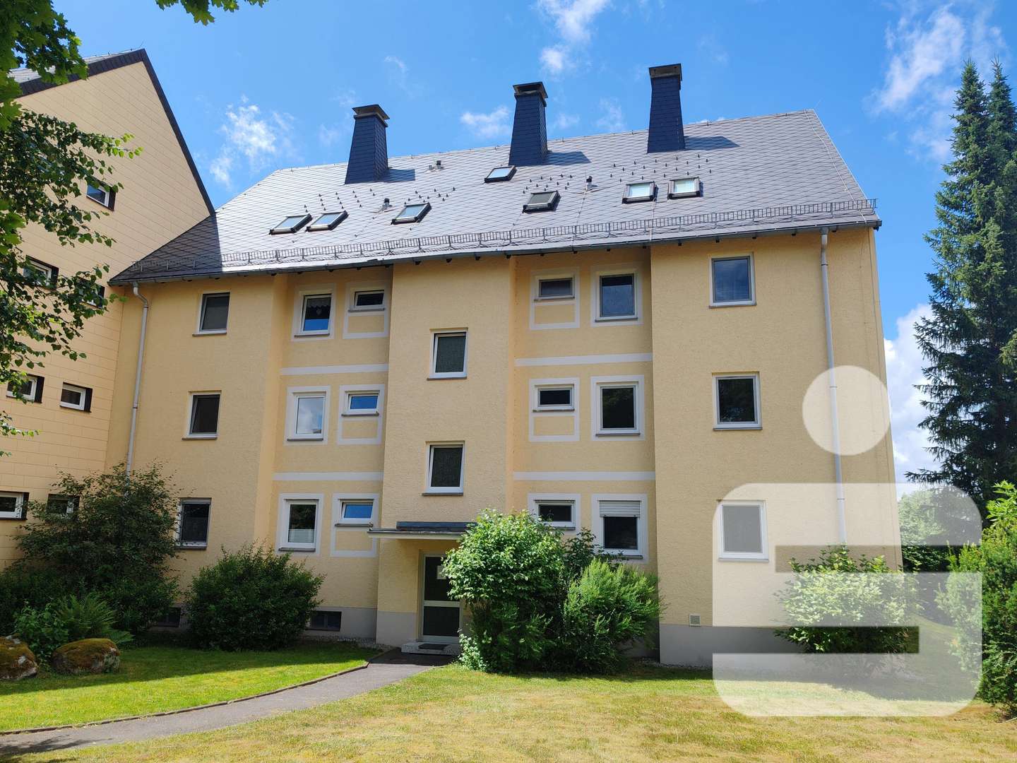 Außenansicht - Etagenwohnung in 95163 Weißenstadt mit 64m² kaufen