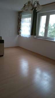 Wohnraum Wohnraum - Erdgeschosswohnung in 95030 Hof mit 37m² kaufen