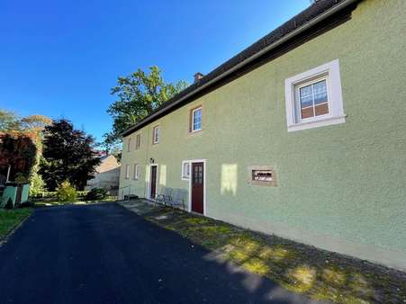 - - - Landhaus in 95100 Selb mit 176m² kaufen