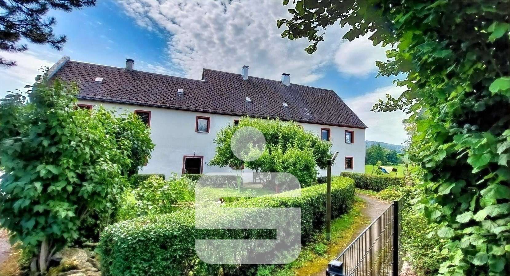 Frontansicht Frontansicht - Zweifamilienhaus in 95615 Marktredwitz mit 297m² kaufen