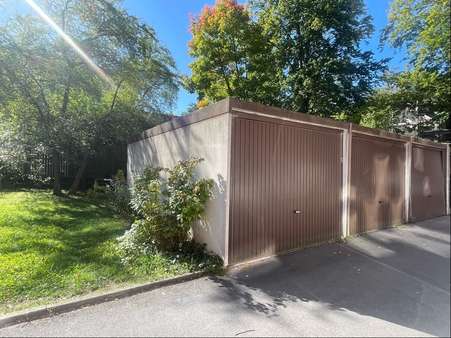 Garage Garage - Dachgeschosswohnung in 95028 Hof mit 123m² kaufen