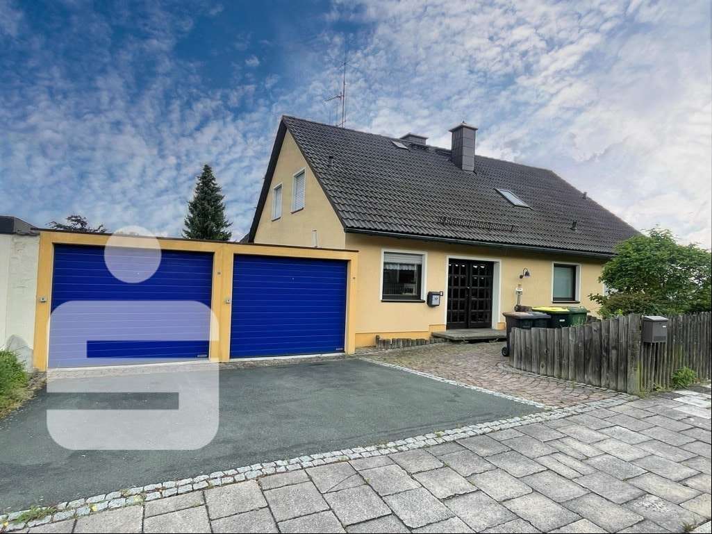 Ansicht - Einfamilienhaus in 95028 Hof mit 240m² kaufen