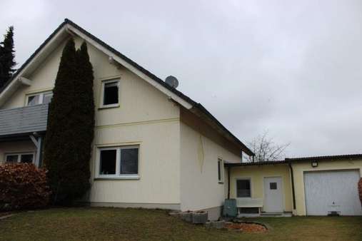 100490-2 - Zweifamilienhaus in 95173 Schönwald mit 167m² kaufen