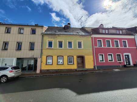 Außenansicht - Stadthaus in 95233 Helmbrechts mit 110m² kaufen