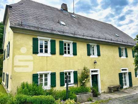 Hausansicht - Einfamilienhaus in 95632 Wunsiedel mit 218m² kaufen