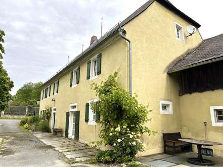 Hausansicht - Einfamilienhaus in 95632 Wunsiedel mit 218m² kaufen