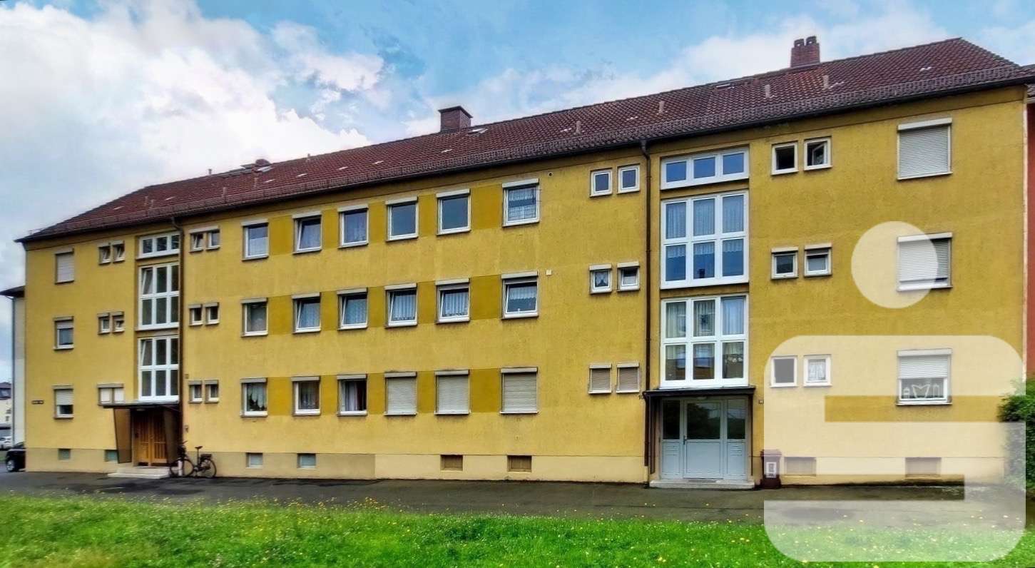 Frontansicht - Etagenwohnung in 95659 Arzberg mit 72m² kaufen