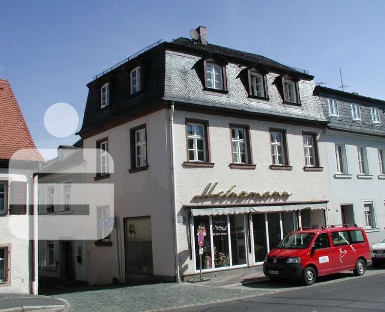 100638-1 - Stadthaus in 95632 Wunsiedel mit 108m² kaufen