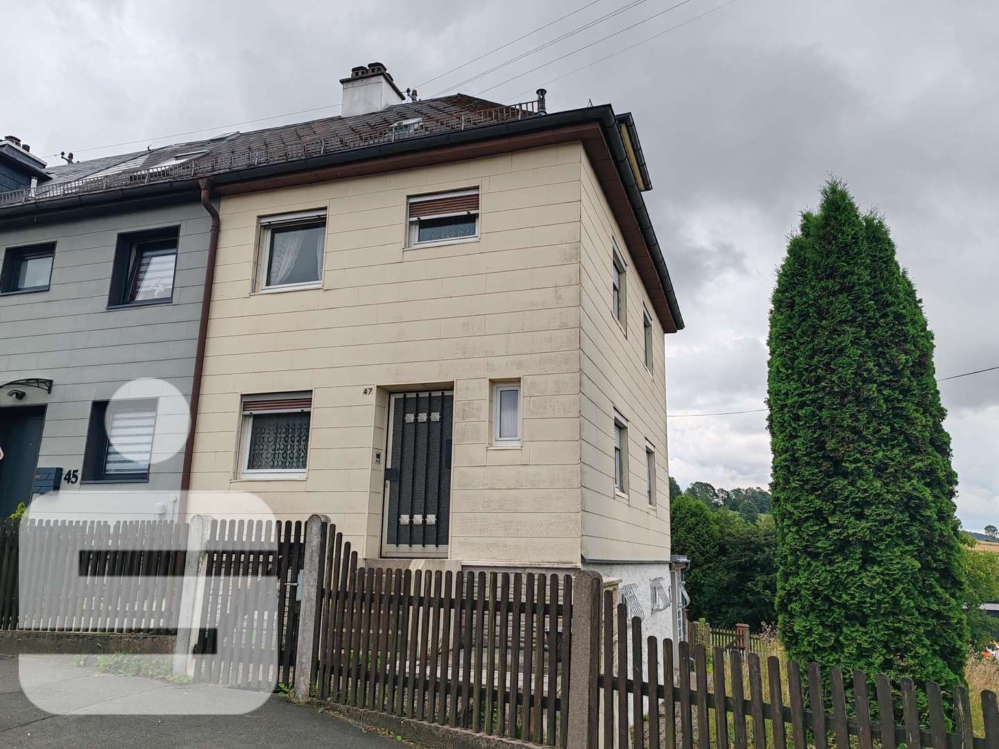 Außenansicht - Reiheneckhaus in 95197 Schauenstein mit 77m² kaufen