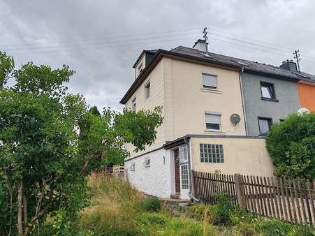Rückansicht - Reiheneckhaus in 95197 Schauenstein mit 77m² kaufen