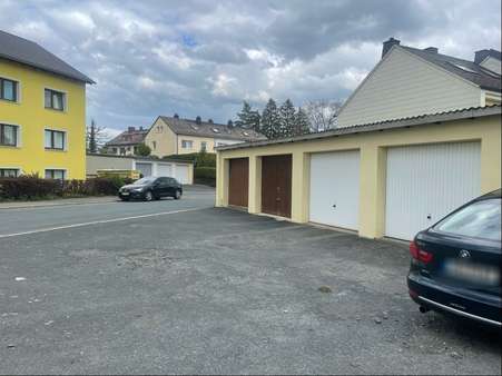 Garage - Reihenmittelhaus in 95032 Hof mit 95m² kaufen