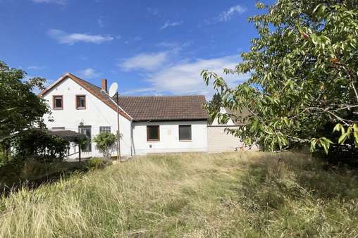 Seitenansicht - Einfamilienhaus in 96450 Coburg mit 101m² kaufen