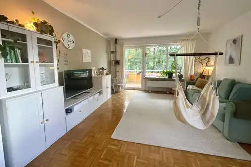 Renovierte 3- Zimmer- Wohnung mit Garage in Creidlitz