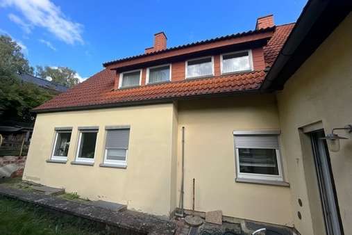 Außenansicht Westseite Außenansicht Westseite - Mehrfamilienhaus in 96450 Coburg mit 220m² kaufen