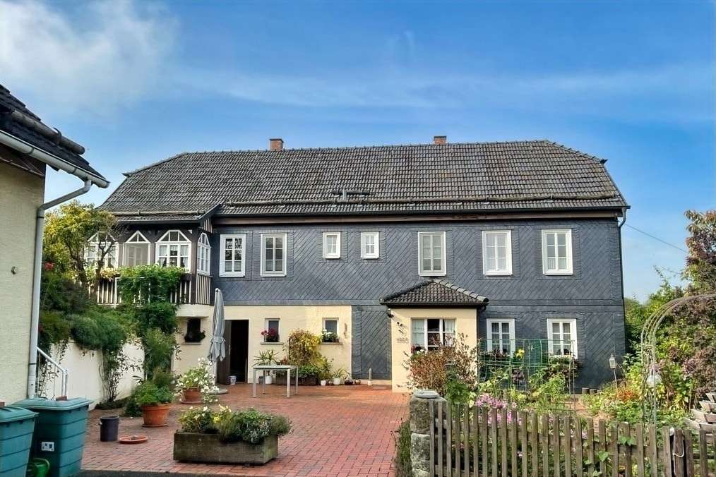 Exposébild - Einfamilienhaus in 96472 Rödental mit 170m² kaufen