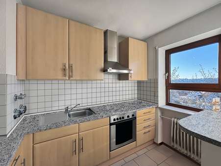 Küche mit Frühstückseck - Etagenwohnung in 97076 Würzburg mit 54m² kaufen